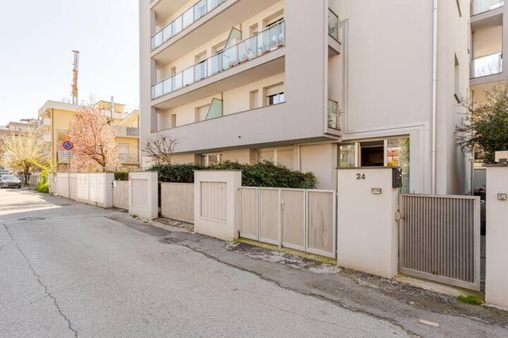 A Casa Minerva Rimini Exterior foto